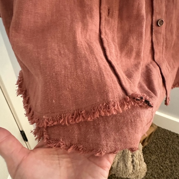 Button up woman's top. Salmon/burnt rust color. Smoke free home. - Picture 2 of 3